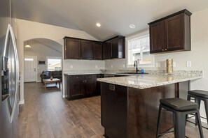 Private kitchen - New Home in SouthWest Neighborhood (Medford)