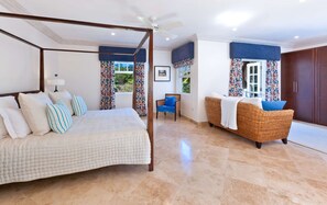 4 habitaciones, tabla de planchar con plancha, wifi y ropa de cama 