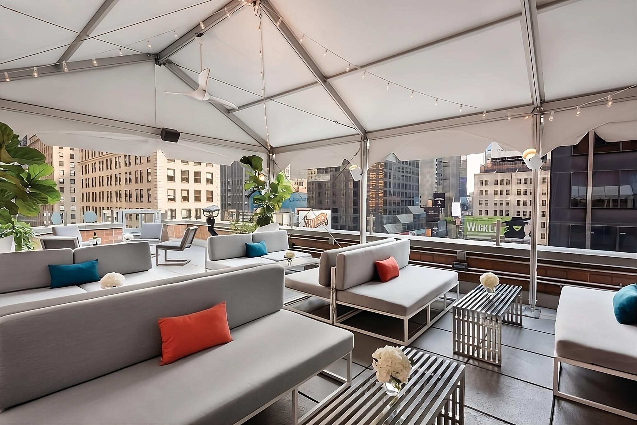 Friends Getaway! 2 Pet-friendly Units, Onsite Restaurant and Bar, City View!