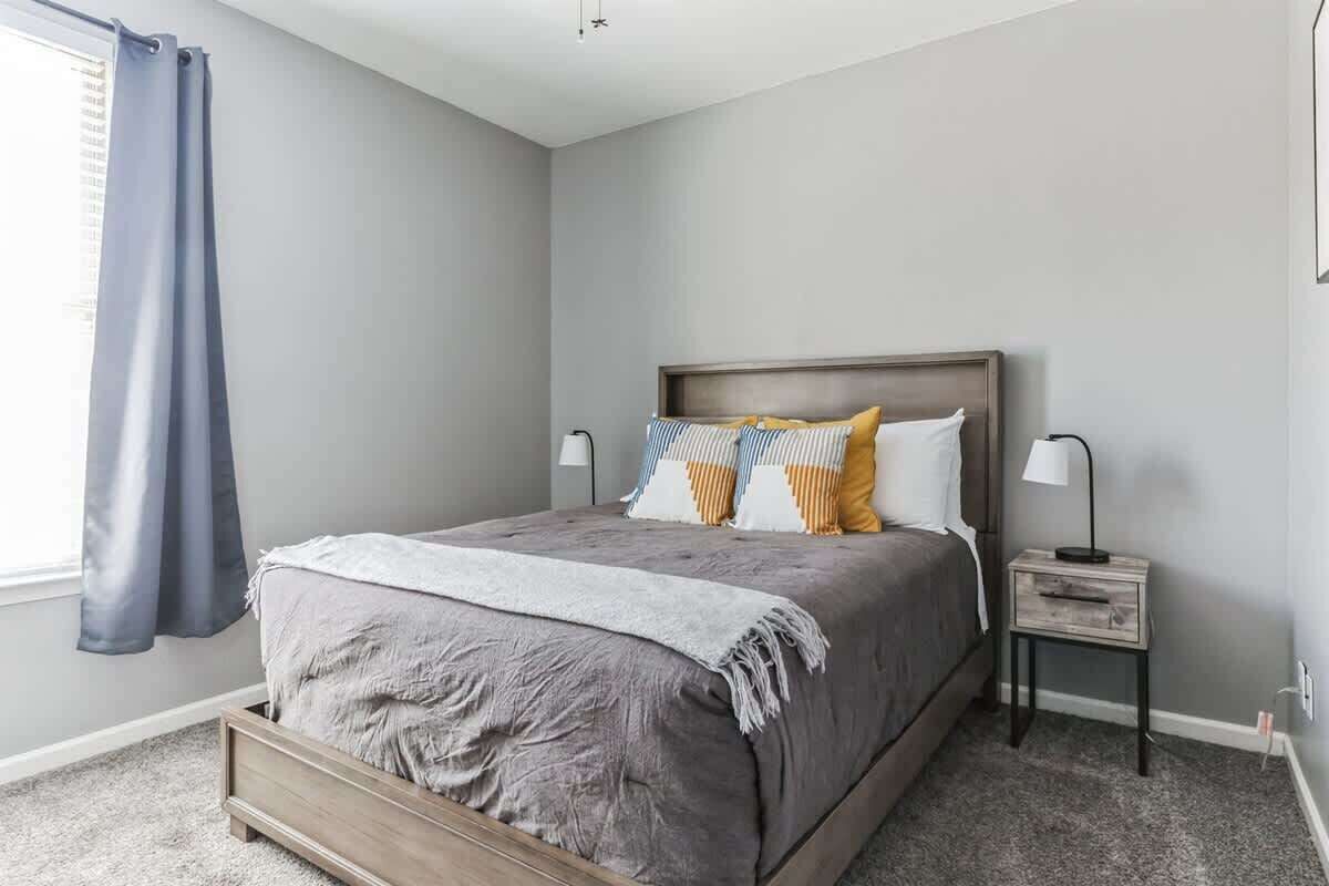 3 bedrooms, iron/ironing board, travel cot, WiFi