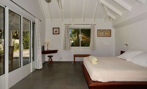 2 soverom, strykejern/-brett, wi-fi og sengetøy