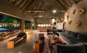 Bar (on property) - Le Manoir de Lorient Luxury villa (Petite Saline)