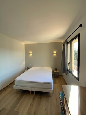 4 chambres, lit parapluie, Wi-Fi