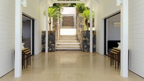 Interior - The View (1/4 Rooms) Luxury villa (St. Barthelemy)