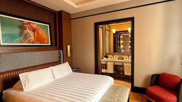 Superior-Apartment | Minibar (mit einigen kostenlosen Artikeln), Zimmersafe