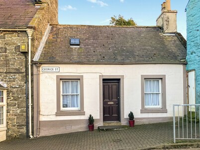 2 bedroom accommodation in Newton Stewart
