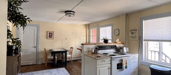 Lovely 2bdrm Apt Close to Stowe, Smugglers Notch & Jay Peak!