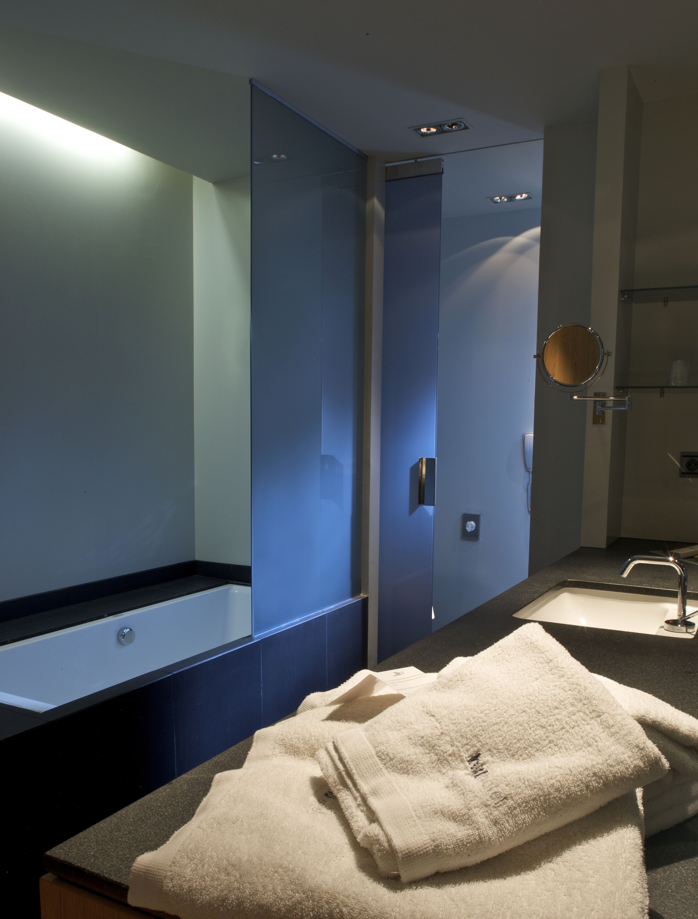 Photo - Blu Hotel Almansa