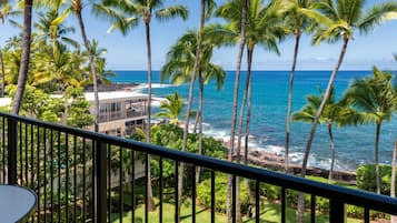 Condo, 2 Bedrooms | Exterior