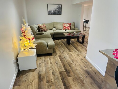 Beautiful 3 Bedroom Basement Apartment