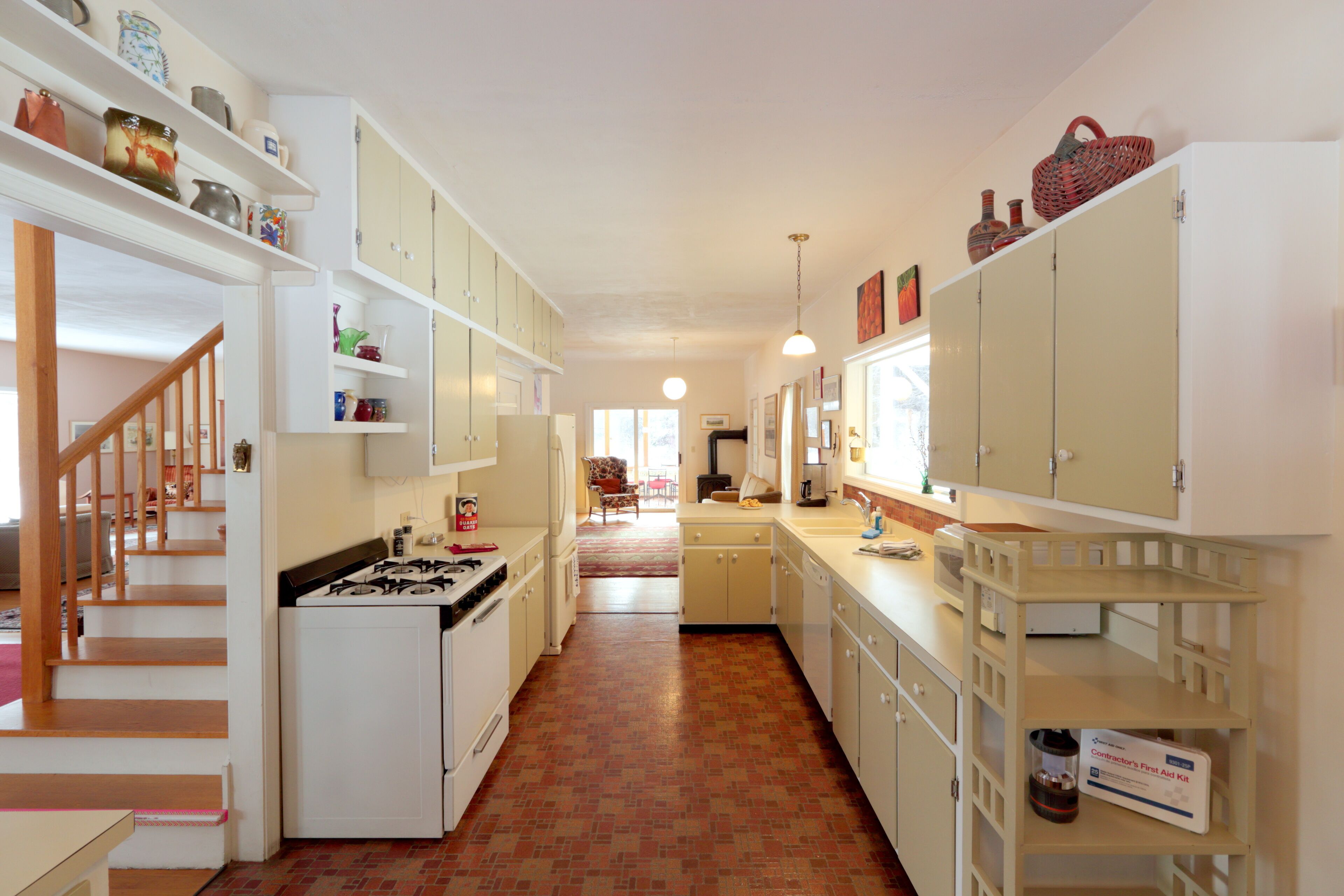 Hillcrest - Quiet, Unique Home, Perfect for Nature Enthusiasts