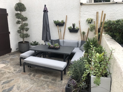 Charming, peaceful villa near the beach