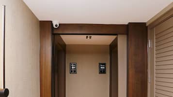 Family Quadruple Room | In-room safe, desk, laptop workspace, soundproofing