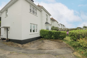 Cottage | Exterior