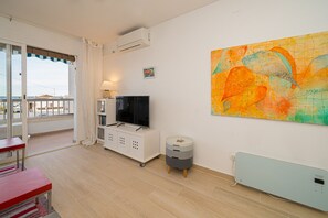 Interior - Apartment 'Casa Altea-Mar' close to the Beach with Shared Pool & Wi-Fi (ALTEA)