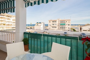 Outdoor dining - Apartment "Casa Altea-Mar" near the beach with shared pool and Wi-Fi (ALTEA)