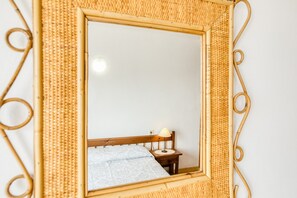 2 habitaciones, tabla de planchar con plancha y wifi gratis 