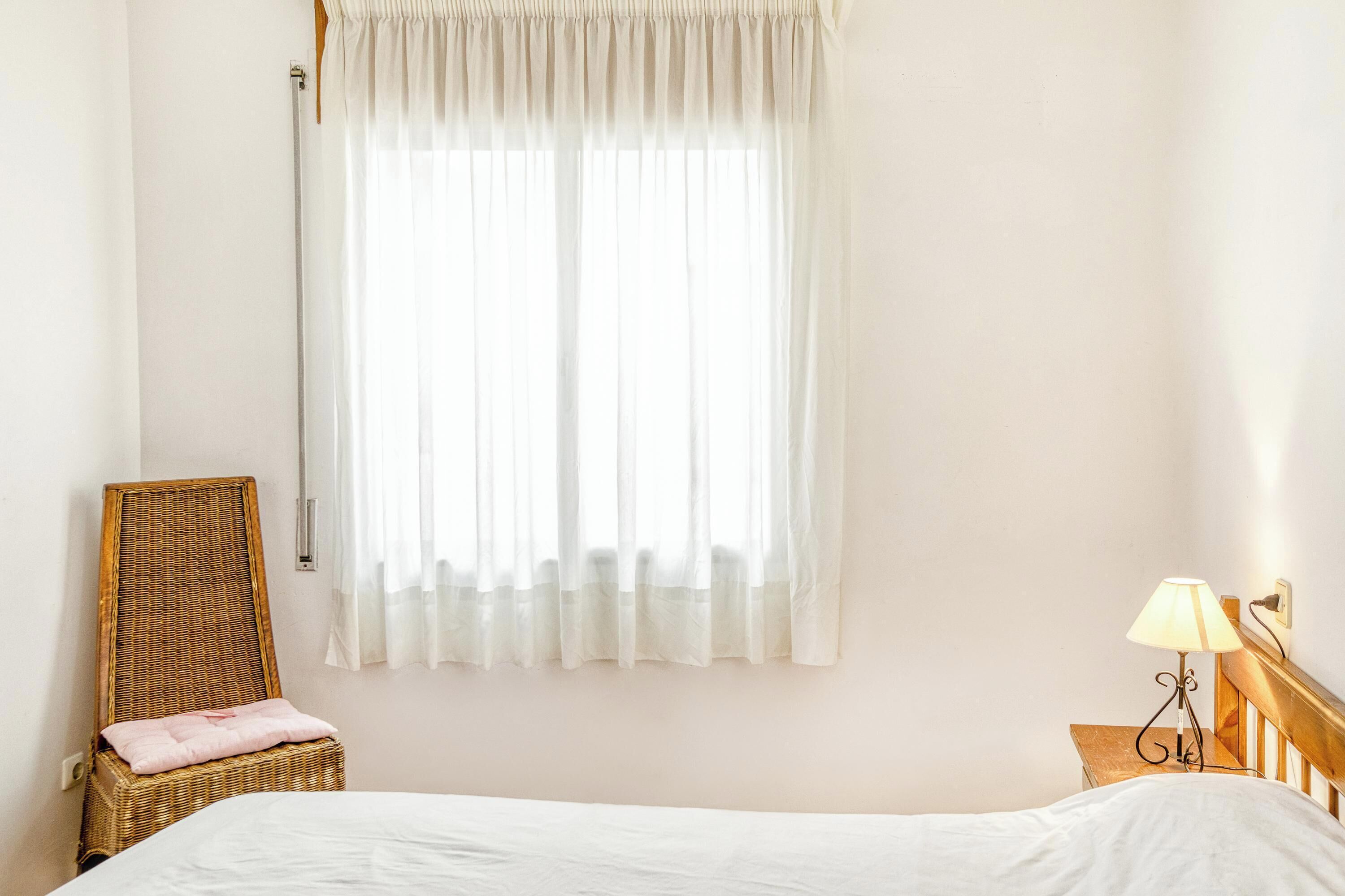 3 slaapkamers, een strijkplank/strijkijzer, gratis wifi, beddengoed