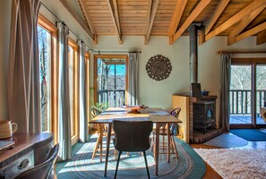 Dining - Big Mountain View’s - Hiking - Quite Nature Emerson (Swannanoa)