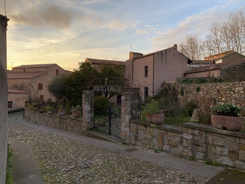 A Laconi Romantica e funzionale casetta ristrutturata a 60 mt dal Parco Aymerich