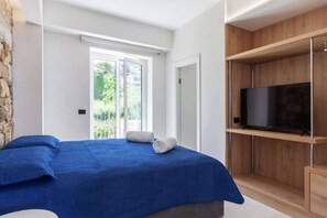 1 camera, Wi-Fi, lenzuola