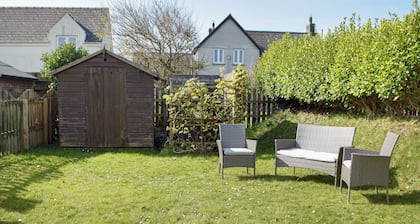 3 bedroom accommodation in Marloes