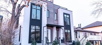 Executive home, Rooftop Deck, close to Foothills Med Ctr, Kensington Plaza & DT