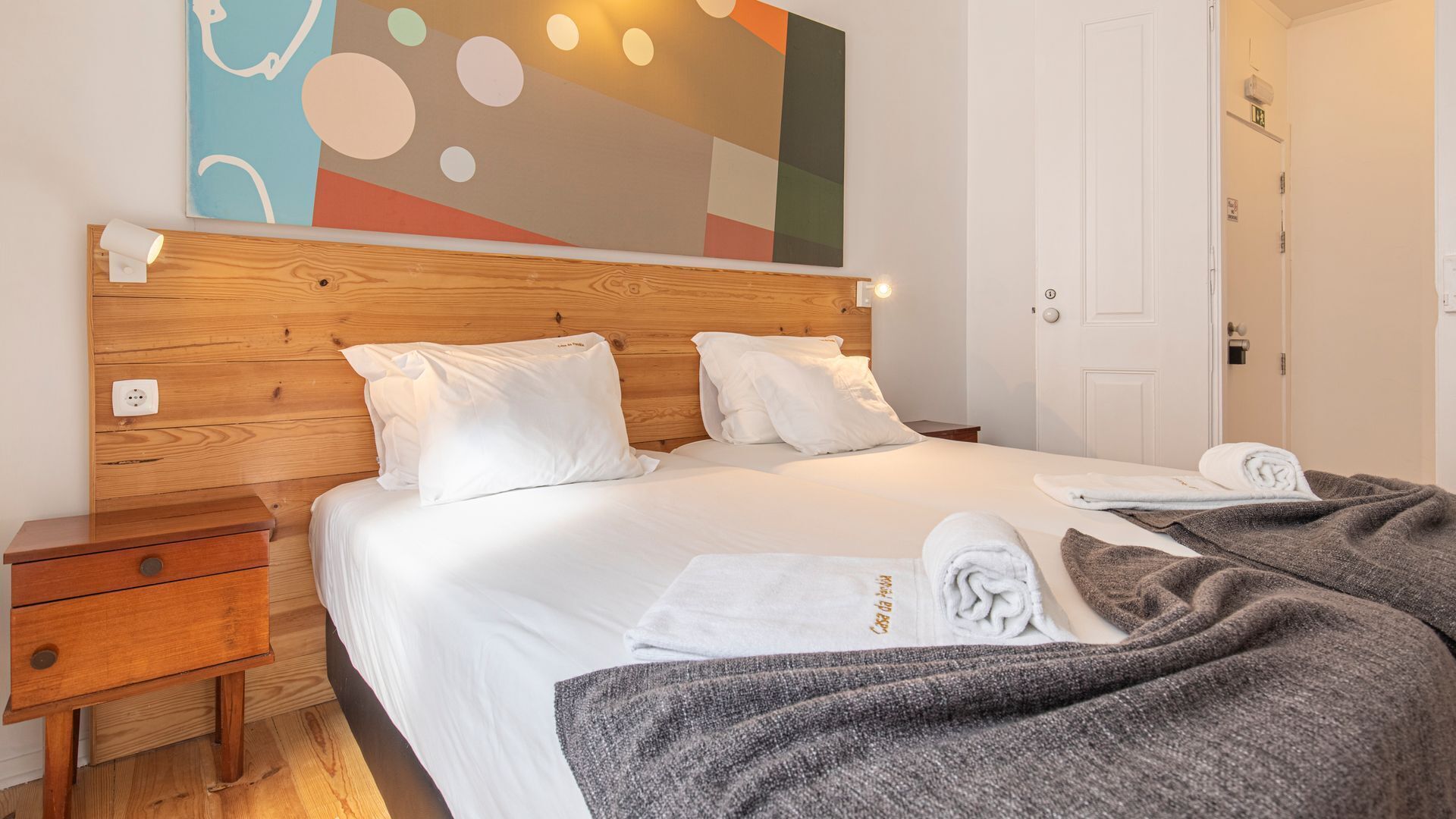 Casa Pendôa Apartmento 4 2BDR Self Check-in Online