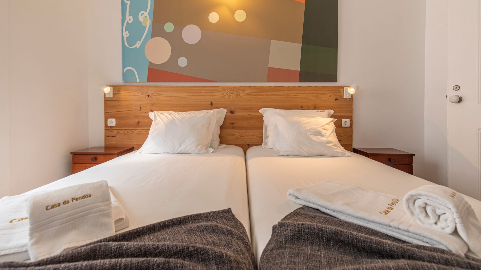 Casa Pendôa Apartmento 4 2BDR Self Check-in Online