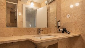 Secadora de cabello y toallas 