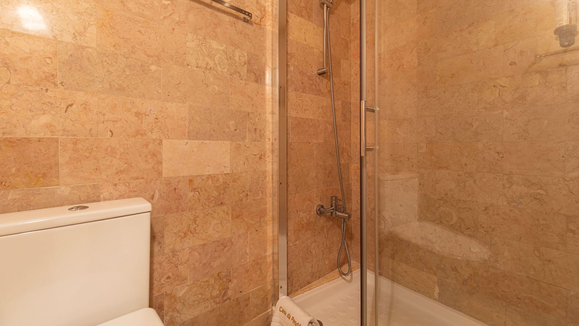 Casa Pendôa 11 | Twin Room | Self Check-in Online