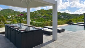 Outdoor dining - Aya (1/2 Rooms) Luxury villa (Saint Jean)