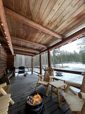 المنطقة المحيطة بالمنشأة