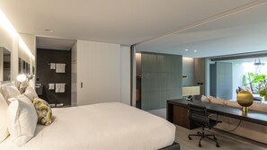 4 chambres, fer et planche à repasser, Wi-Fi, literie fournie