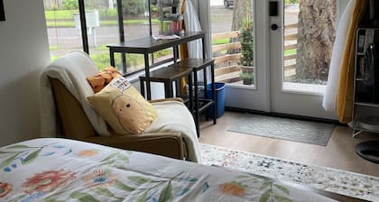 The Suite Potato: a splashtastic one room suite