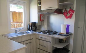 Réfrigérateur, micro-ondes, four, lave-vaisselle