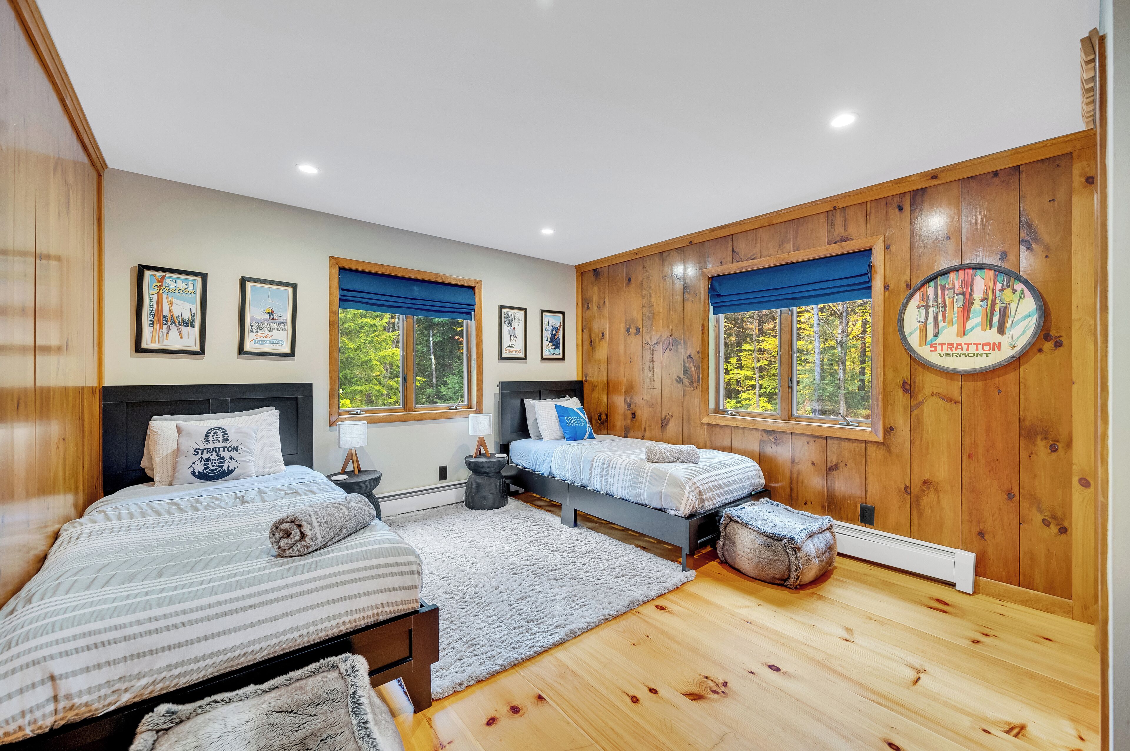 4 slaapkamers, een bureau, een strijkplank/strijkijzer, gratis wifi