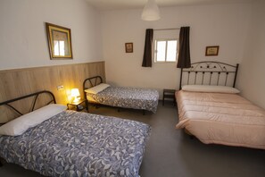 7 bedrooms, free WiFi, bed sheets - Cortijo de Liche Rural Housing (Arcos de la Frontera)