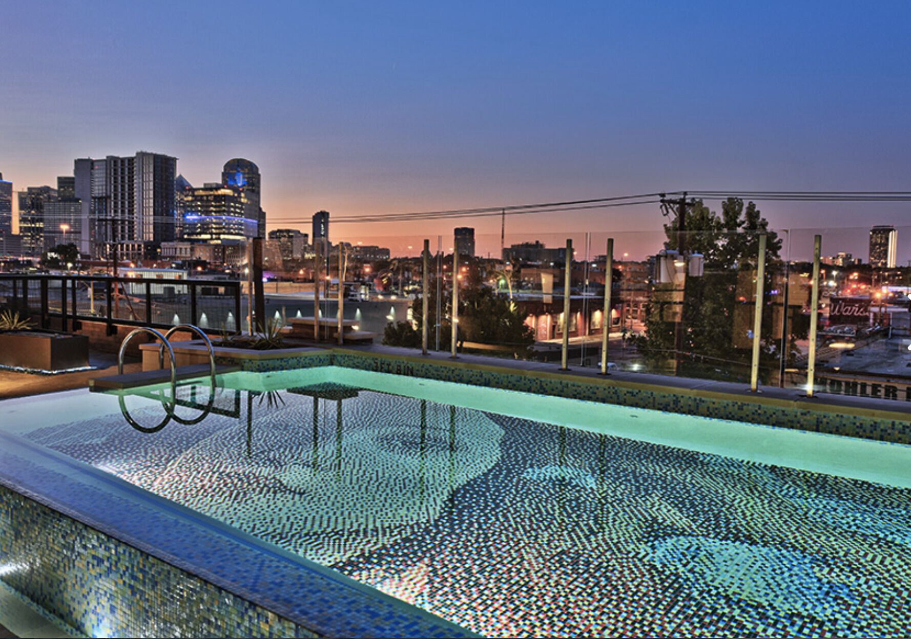 Spacious Loft Apartment in the Heart of Deep Ellum