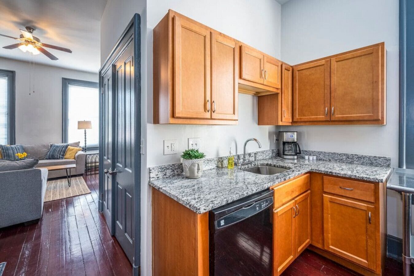 Luxury 1 Bedroom Loft in Heart of Over the Rhine!