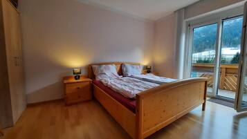 2 Schlafzimmer, Bügeleisen/Bügelbrett, Reisekinderbett, WLAN