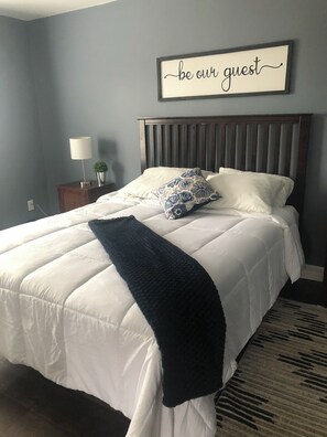 1 bedroom, free WiFi, bed sheets