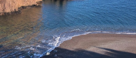 靠近海滩、沙滩椅