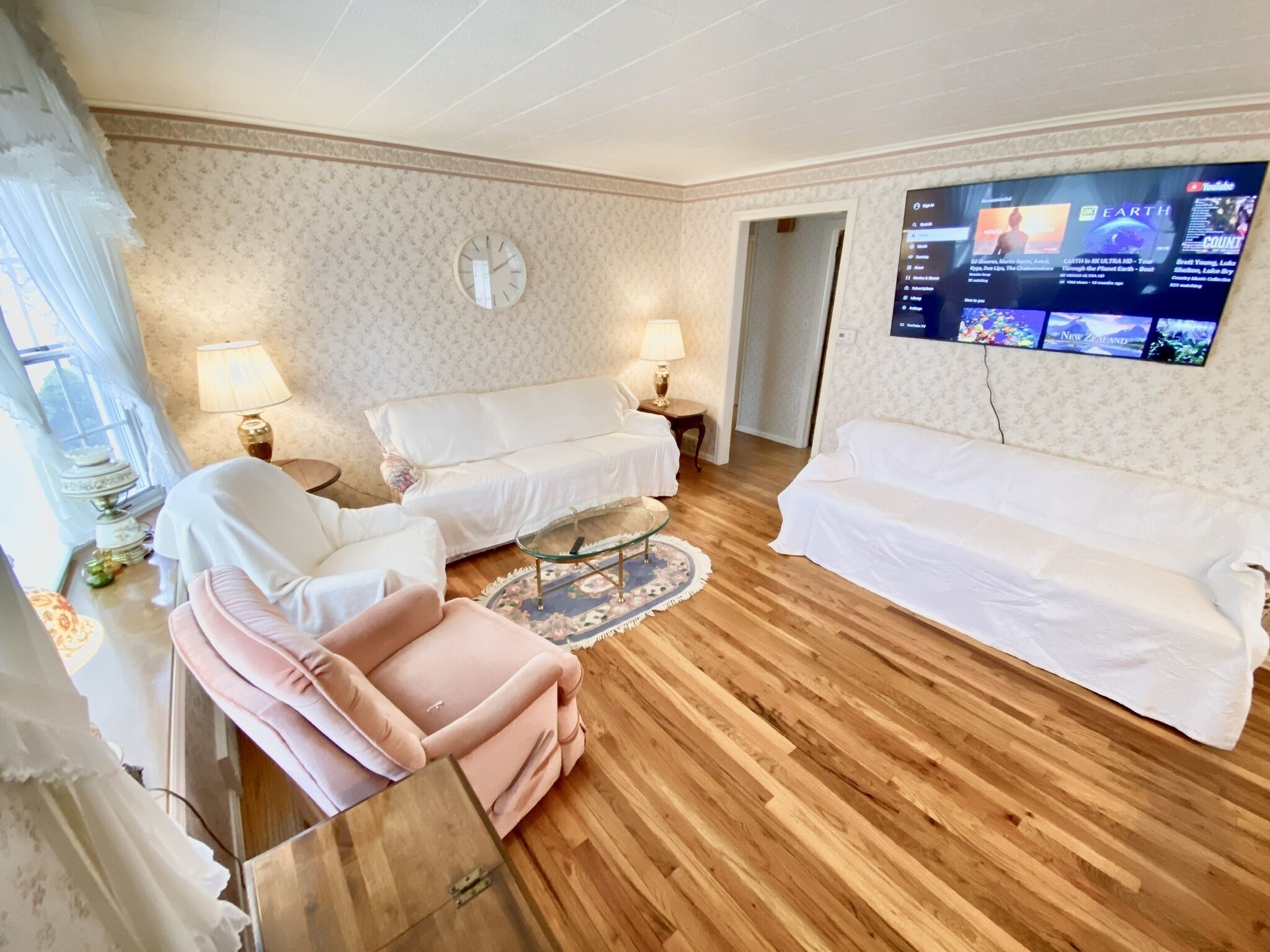 Gorgeous Garden Getaway 1943 Eagle Hill