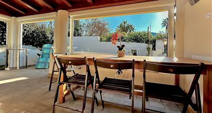 House Aurora Volcano Island