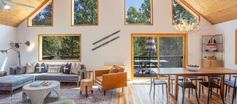 Mountain Cabin w/ Hot Tub & Fire Pit | Sleeps 12