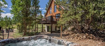 Winter Escape | Hot Tub, Fire Pit, 12mi. to Breck
