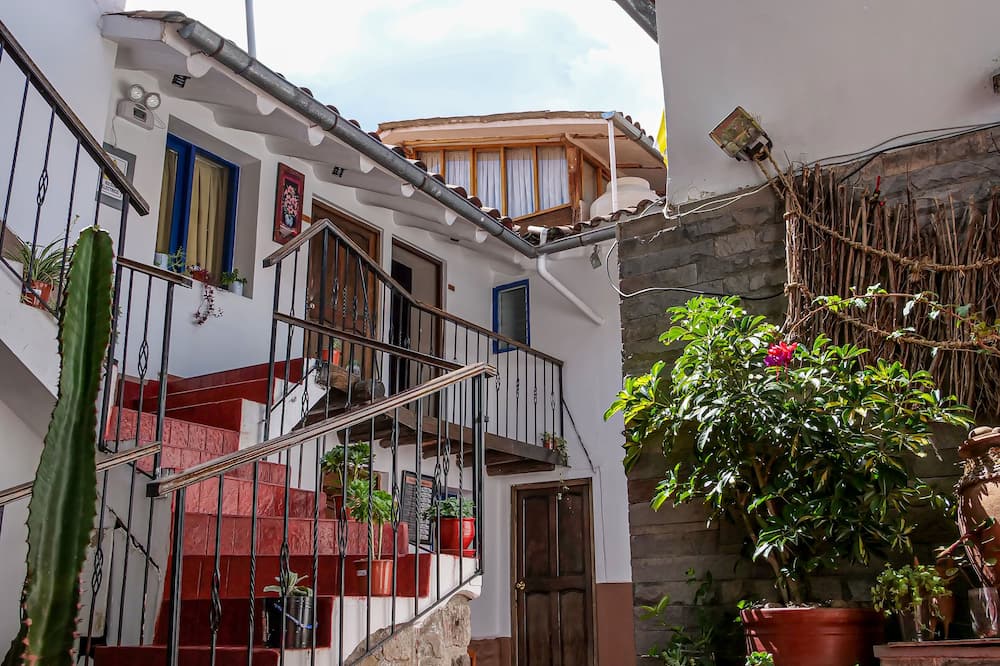 Hotel Guest House Wayra Cusco