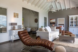 Téléviseur, lecteur de DVD