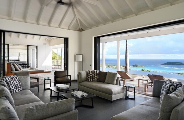 TV, DVD player, stereo - Belle Etoile Luxury villa (Vitet)